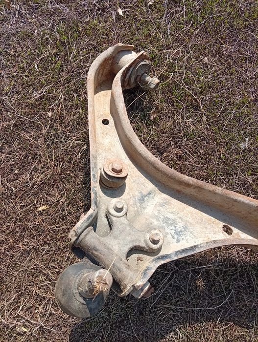 Mazda mpv рычаги 2 шт