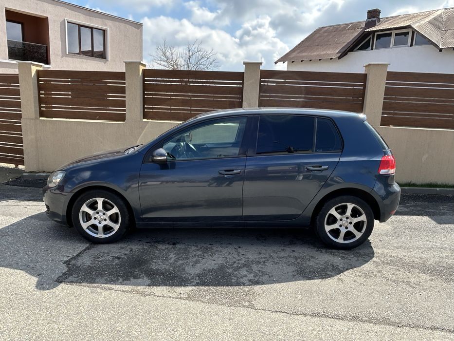 VOLKSWAGEN Golf 2010 — imagine 4