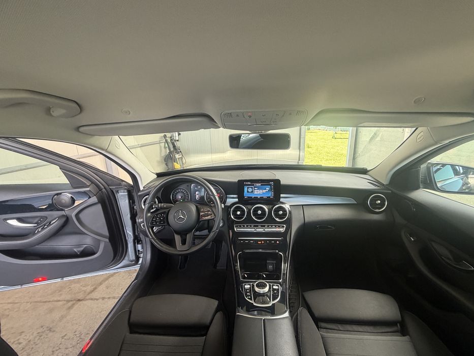 Mercedes C 220 ,138564 km ,2021