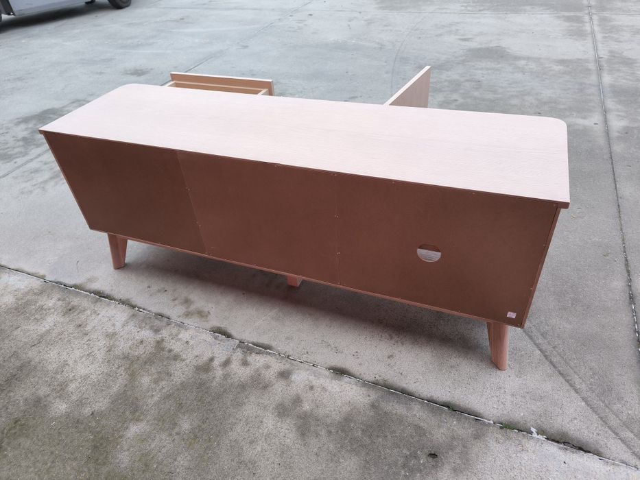 Тв шкаф от МДФ от Англия