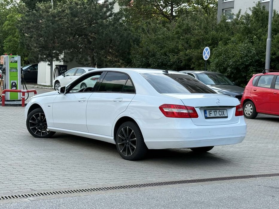 MERCEDES-BENZ E-Class 2011 — imagine 5