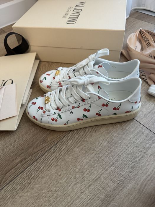 Маратонки Valentino Garavani 36.5
