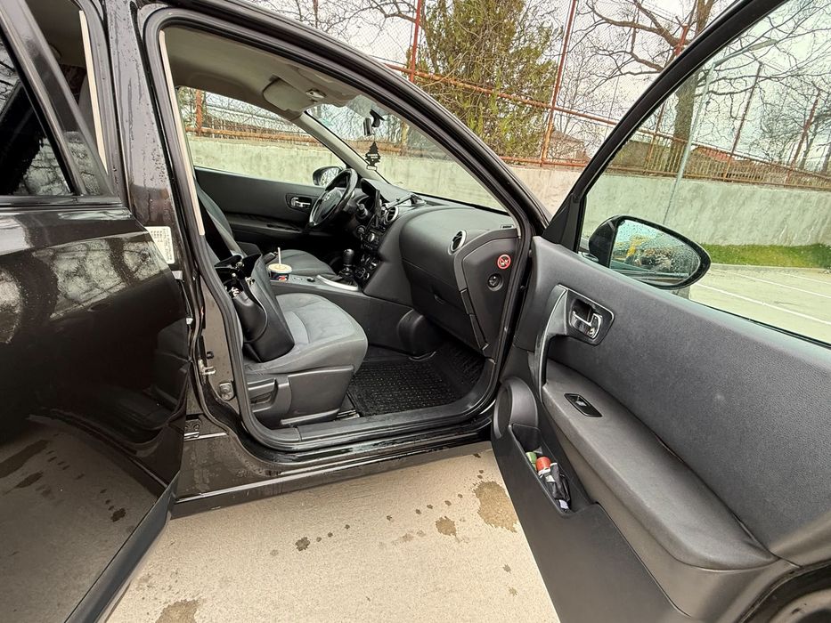 Vand Nissan Qasqai 2007 Diesel 1,5 - 3100 € negociabil