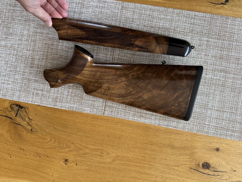 Приклад за blaser r8