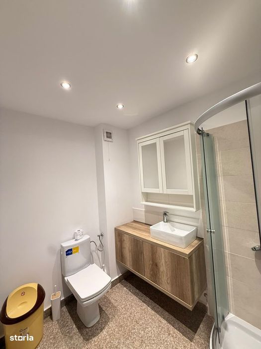 Spatiu Comercial -De Vanzare-Militari Residence-Comision 0