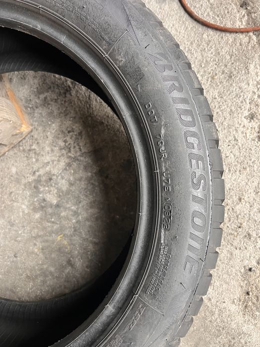 2 anvelope iarna 225/50/17 , Bridgestone , RunFlat , DOT 2022