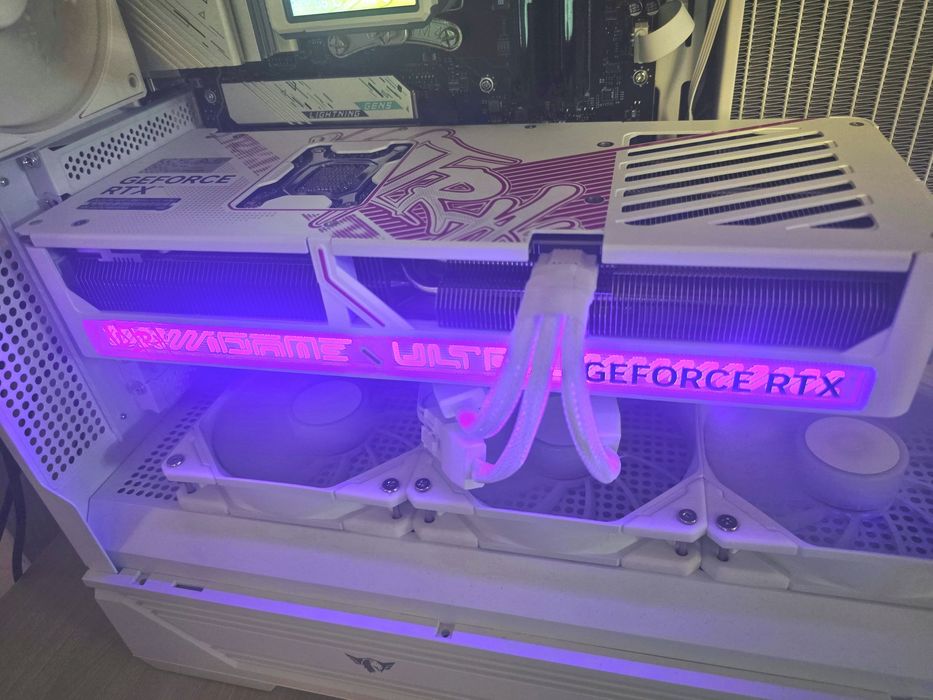 IGame Colorful RTX 5080