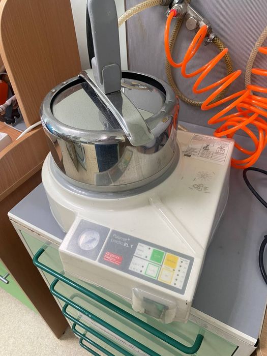 Зуботехническое оборудование