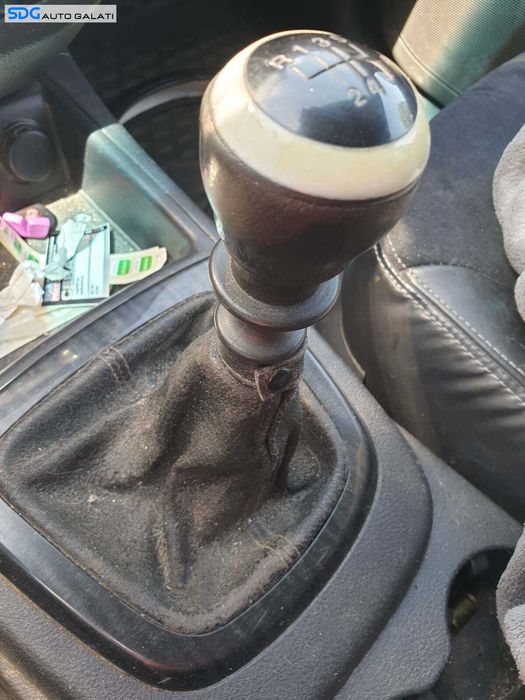 Nuca cu Manson Schimbator Cutie Viteze 5 Trepte Hyundai Santa Fe 2006 - 2012 [Q4050]
