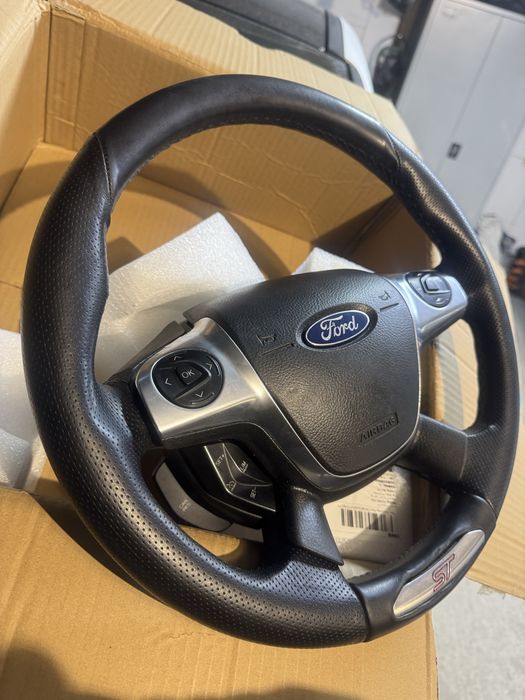 Volan+AIRBAG Ford Focus ST MK3