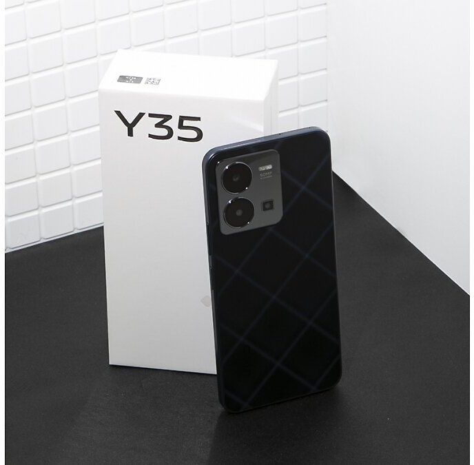 Vivo Y35 8/128 GB karobka dokment bor aybi yuq