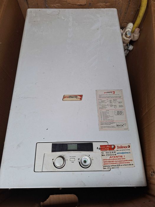 Centrala de apartament pe gaz, 24 kw în stare bună de funcționare