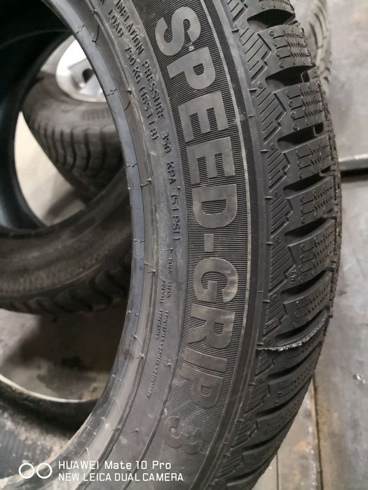 215 55 17 цола гума нова semperit