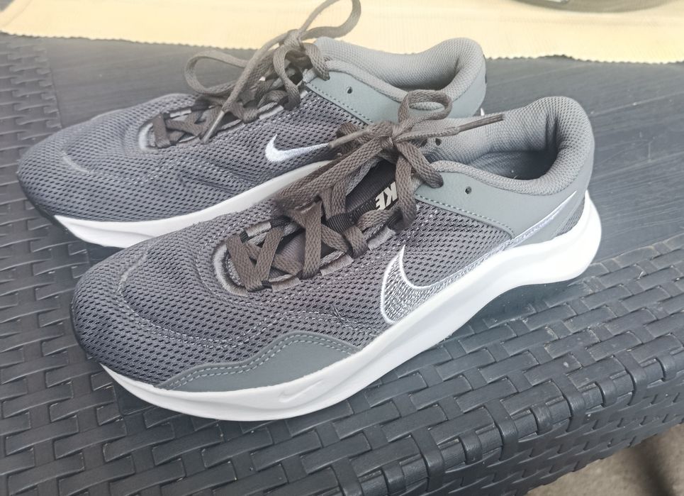Nike Legen Essential 3 Next Nature