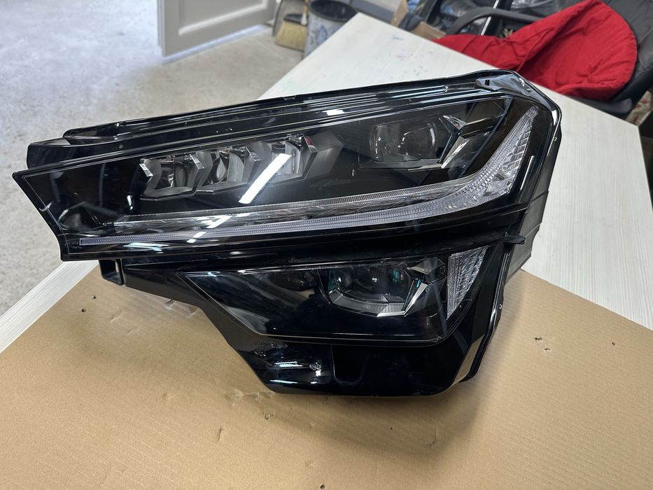 Far stânga full led skoda lodiaq.cod:57h941035.
