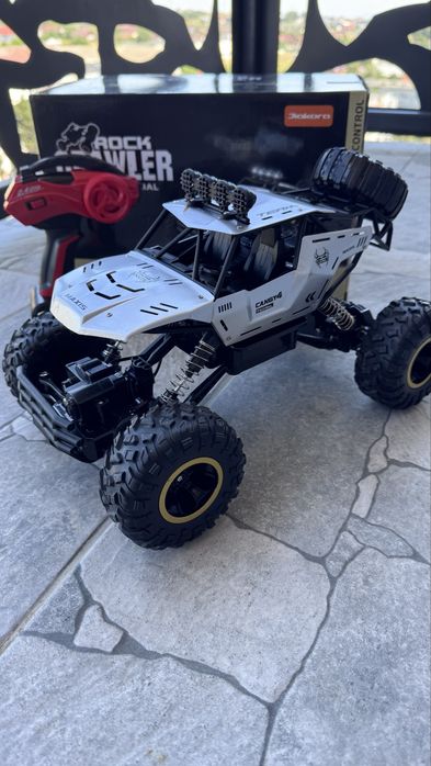 Mașină Off-Road cu Telecomandă 4x4 – Nouă în cutie originală
