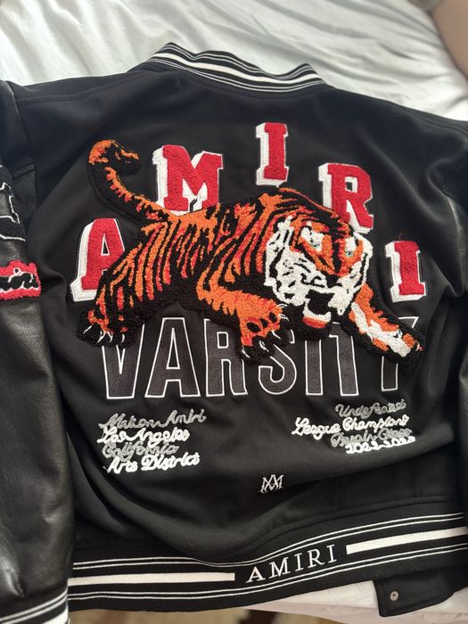 Geaca Amiri conditie buna