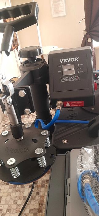Vand imprimantă HP SMrt tank 581 si Presa Vevor de imprimat