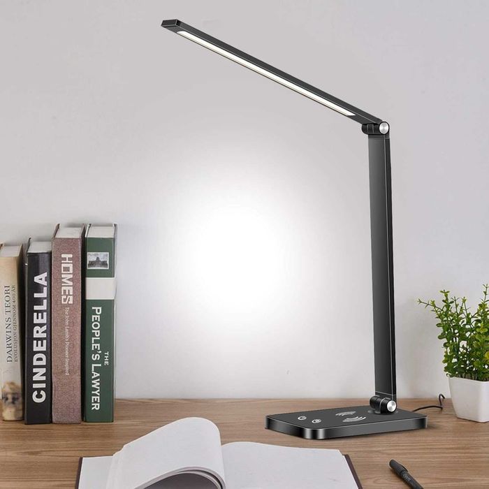 Настолна лампа с безжично зареждане Mdhand  Led безжично зарядно