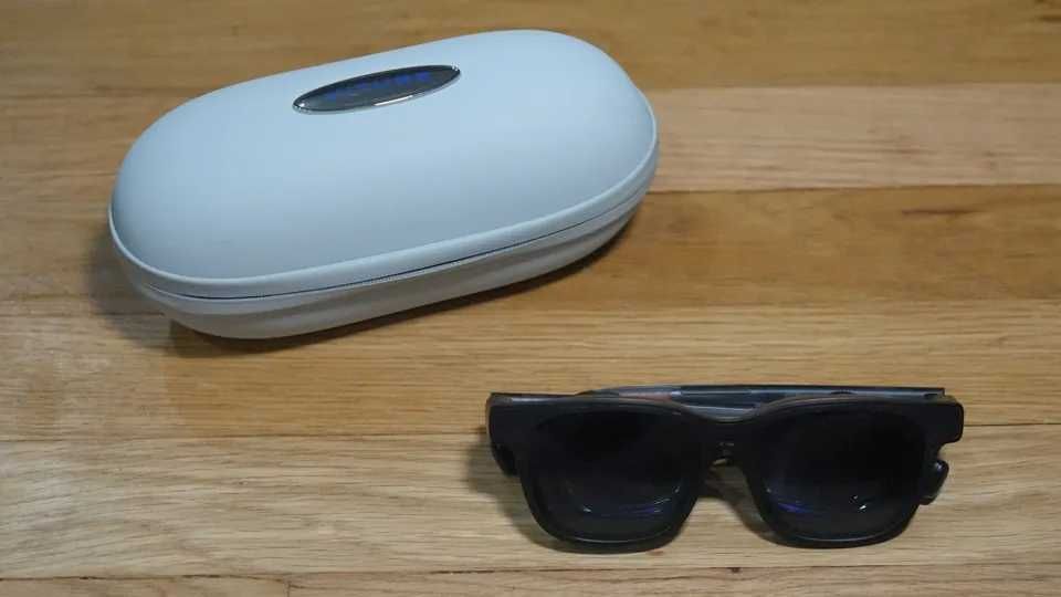 ochelari XR Viture Luma Pro ca noi
