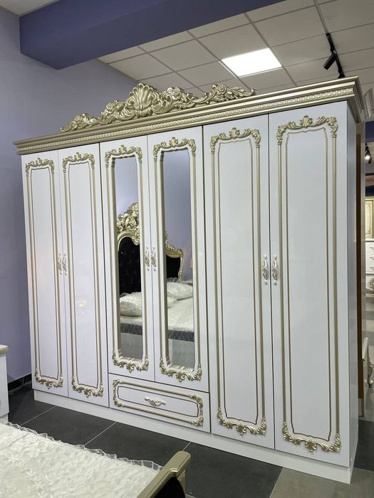 Спальный гарнитур модель Misr Lyuks