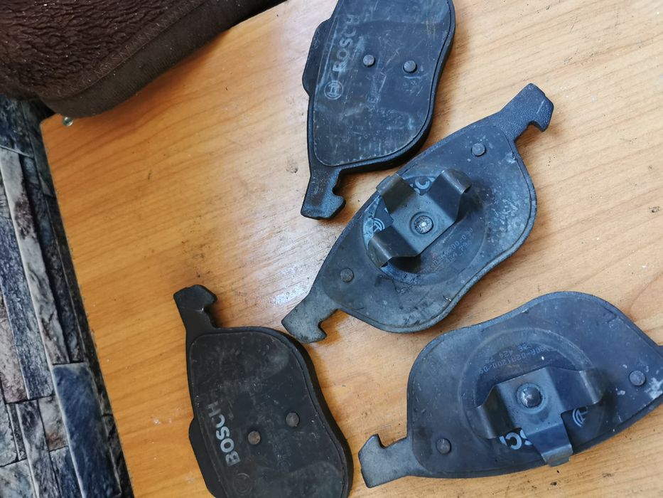 Discuri frâna fata + placuțe de frana bosch volvo v 50 motor 1.6