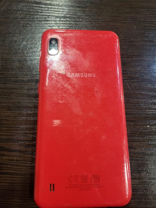 Продам телефон смартфон самсунг а10