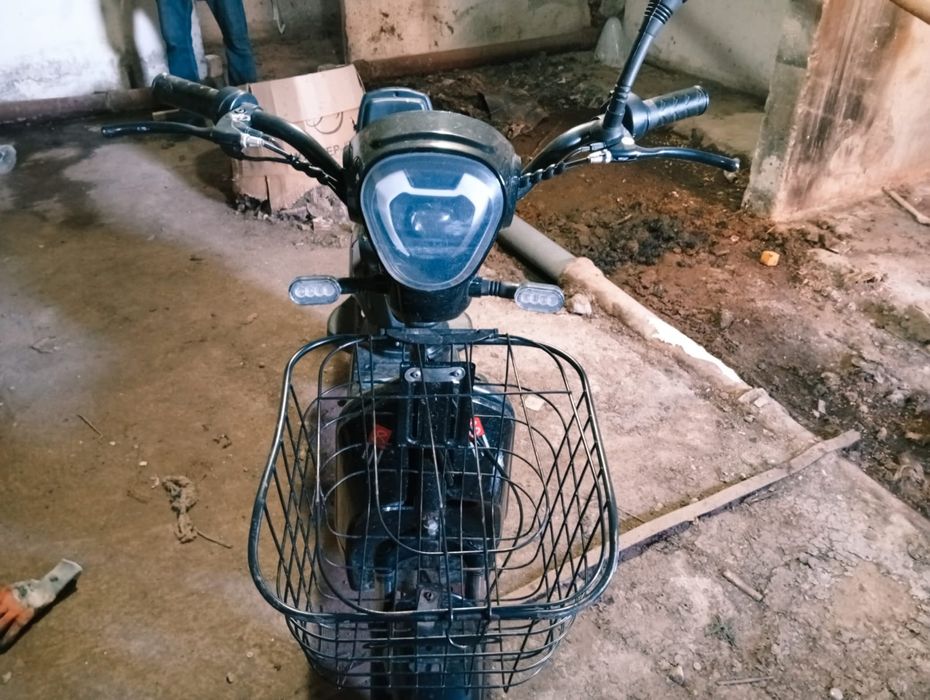 Электро скутер детский.