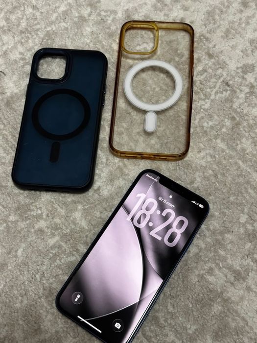 Продам Iphone 12