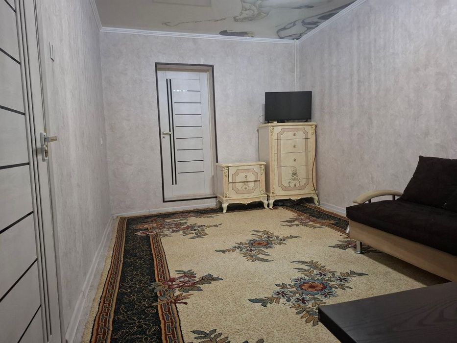 КАРШИ _ ЦЕНТР.Ор:АРОМА кафе, 2/1/5 с огородом,отдельный вход,2хона60м2