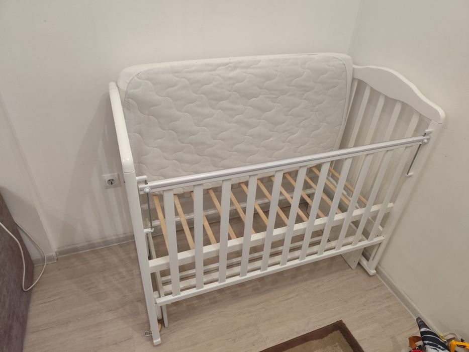 Манеж для крупных младенцев. Очень крепкий