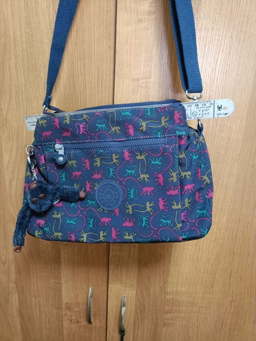 Продам сумку женскую