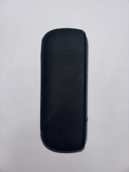 IQOS ILUMA – pix + carcasă + husă