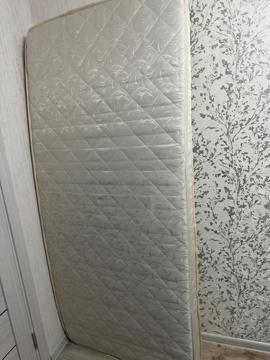 Полуторка кровать