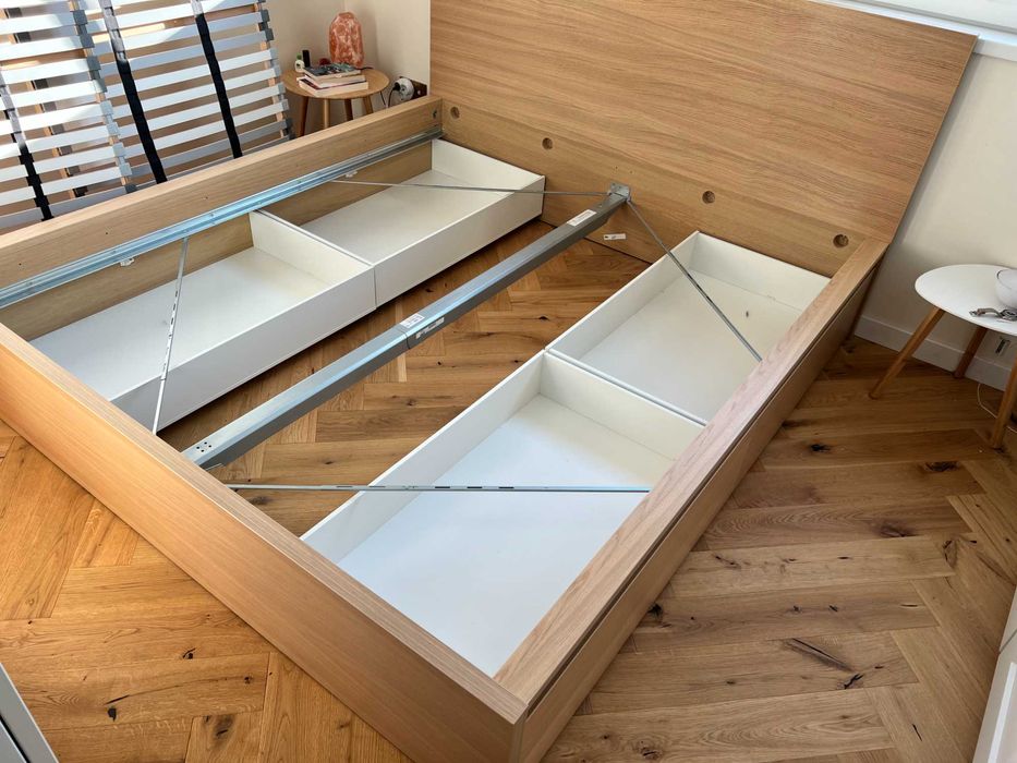 Високо легло Ikea Malm с 4 кутии и подматрачна рамка Lonset 196x209 см