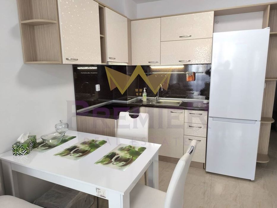 Продава се Едностаен апартамент в Поморие - 40 кв.м за 1084 €/кв.м - Снимка #3