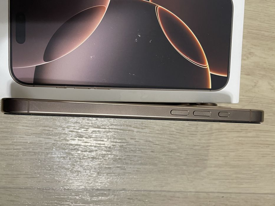Iphone 16 pro  max Гарантия