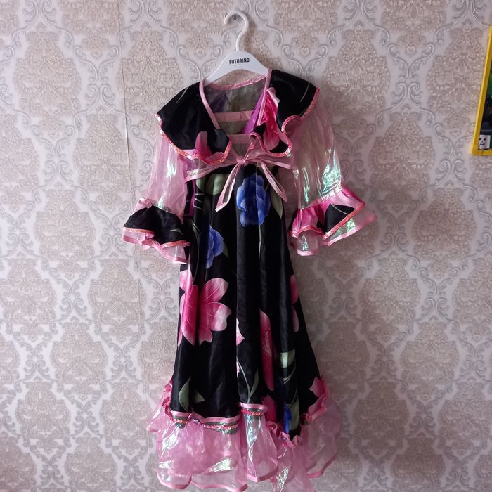 Продам, новогодние платья