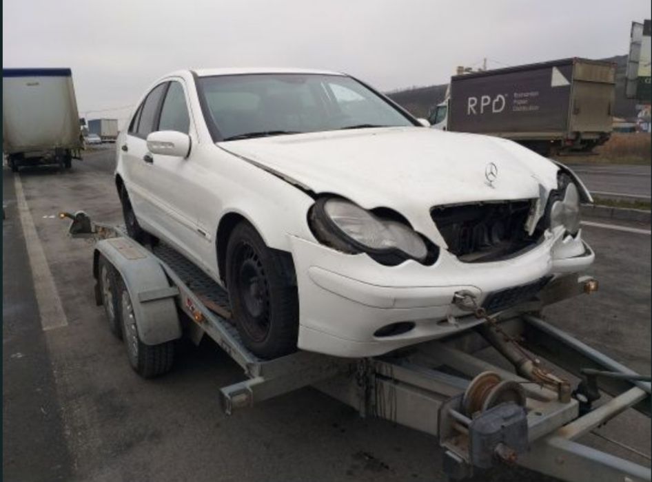 Piese Mercedes C class An 2003 Motor 2.2 cdi