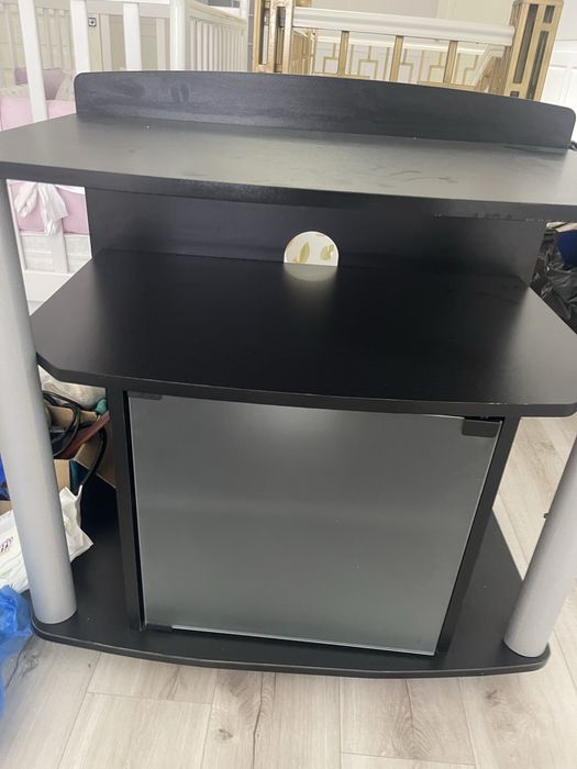 Универсальная тумба под ТВ / Аудиосистему