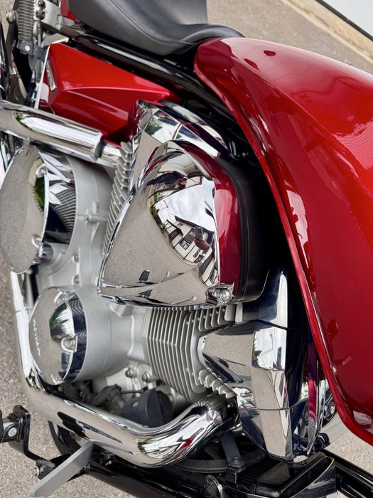 Продавам Honda VT1300 Sabre