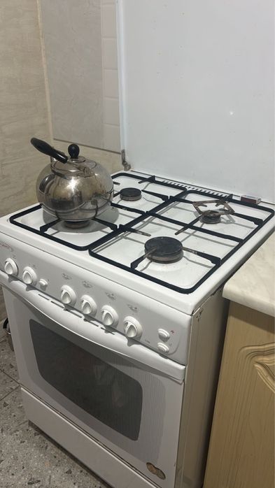 Газ плита в хорошом состояний