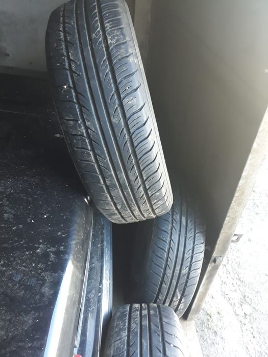 Срочно продам шины и радиатор