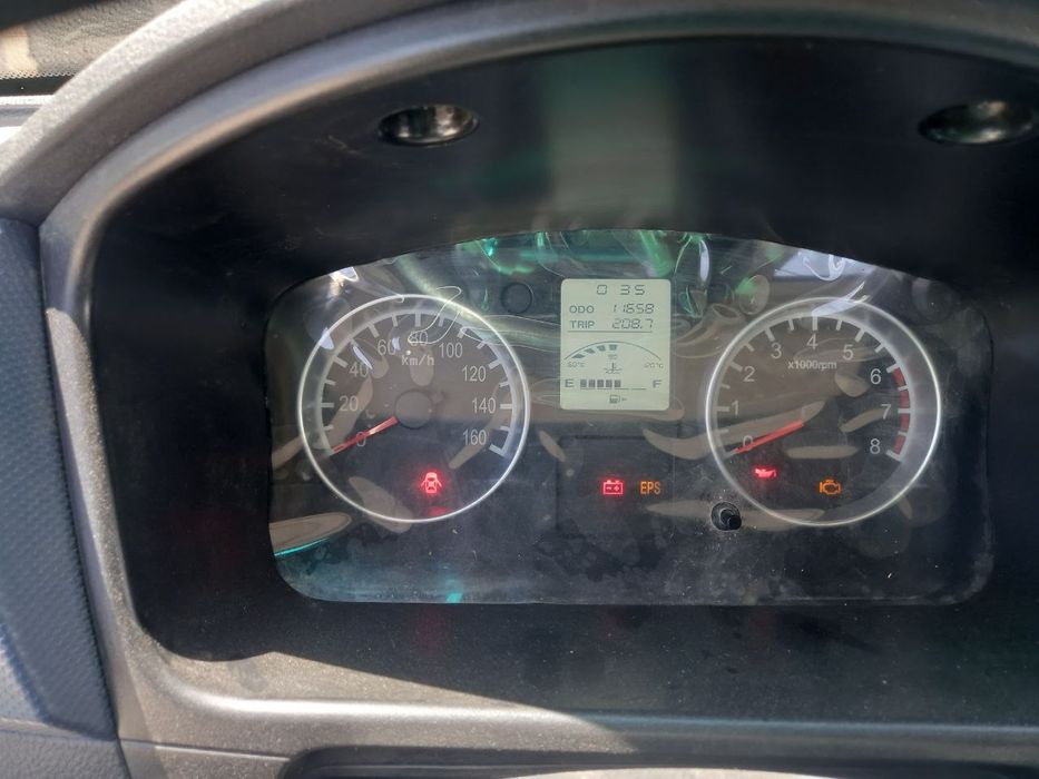 Shnrey T30 Qraska toza Shaharda haydalgan Ishga tayyor  mashina