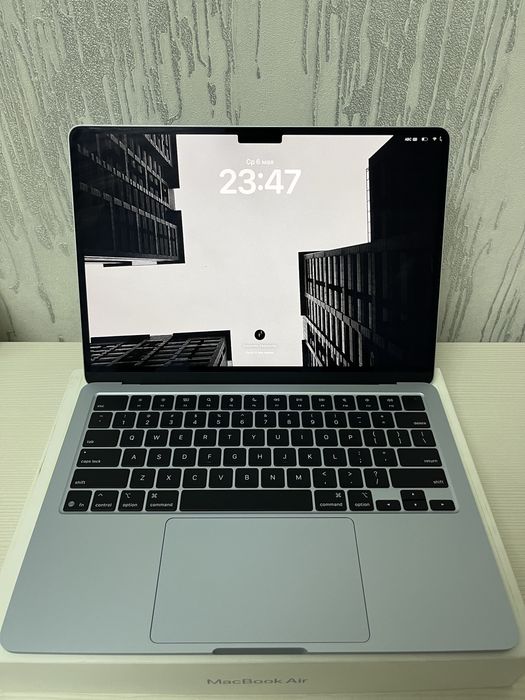 MacBook air m4 2025