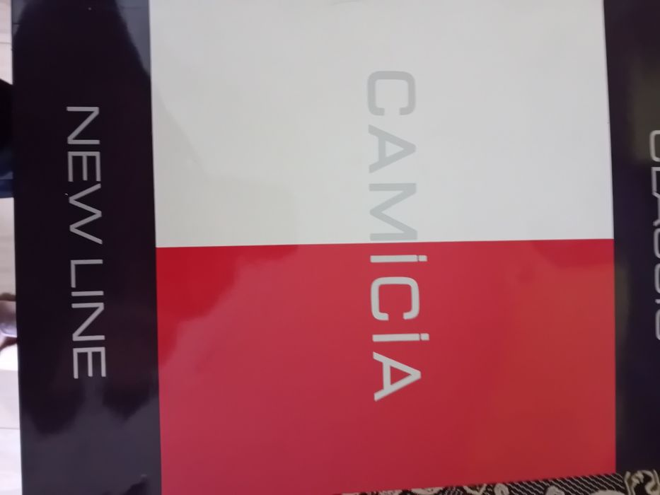 Cămașă noua cu eticheta,  mineca scurtă