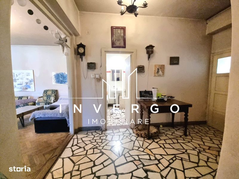 Apartament, 3 camere,  de vanzare, in Centru