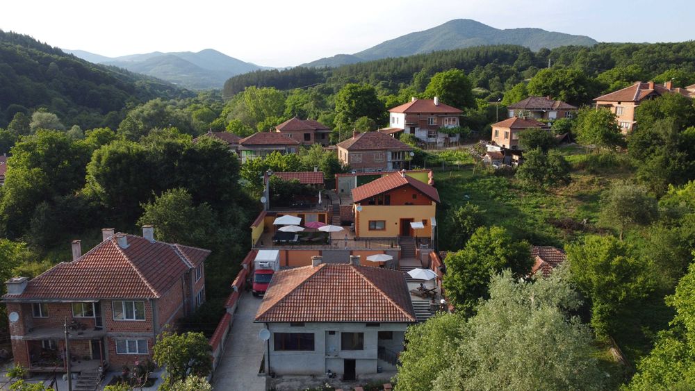 Дрон заснемане - парцели, къщи, дворове, хотели, строежи