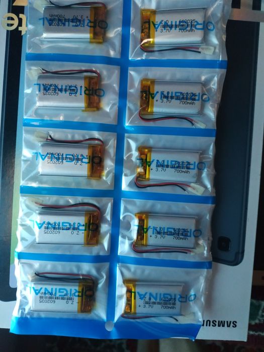 Батарейки Lition 700 mA хорошее качество