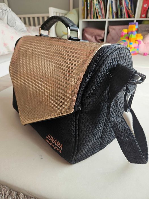 Бебешка количка Junama Diamond 2 в 1